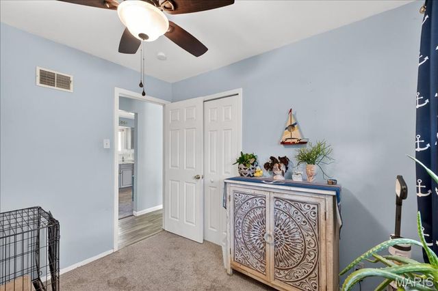 10433 Leitrim Drive, St Louis, MO 63123