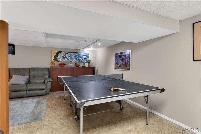 10433 Leitrim Drive, St Louis, MO 63123