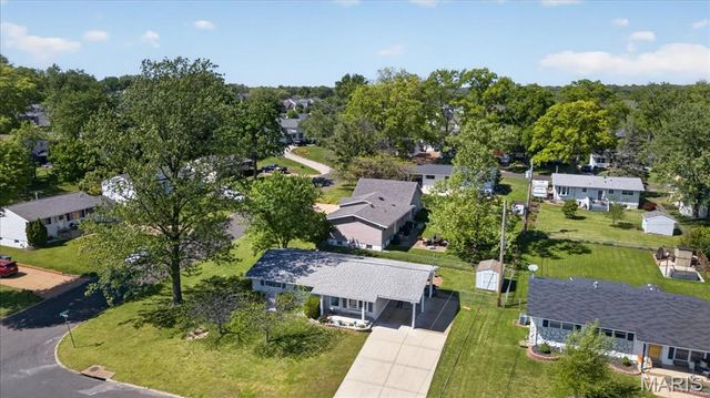 10433 Leitrim Drive, St Louis, MO 63123