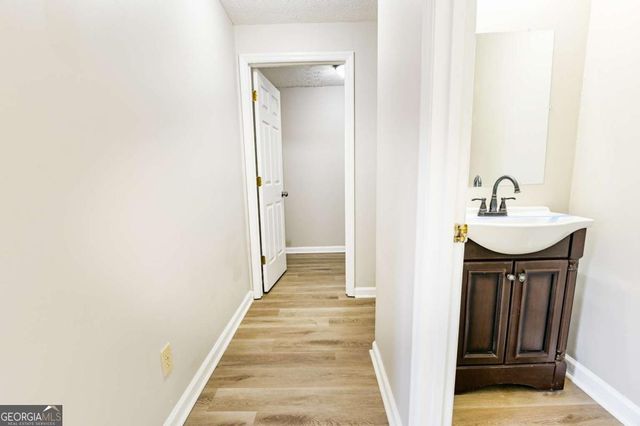 410 Meadowfield Trail, Lawrenceville, GA 30043