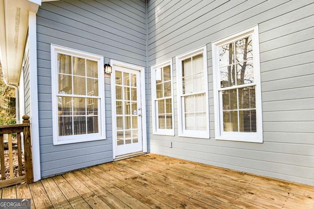 410 Meadowfield Trail, Lawrenceville, GA 30043