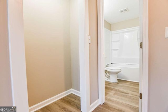 410 Meadowfield Trail, Lawrenceville, GA 30043