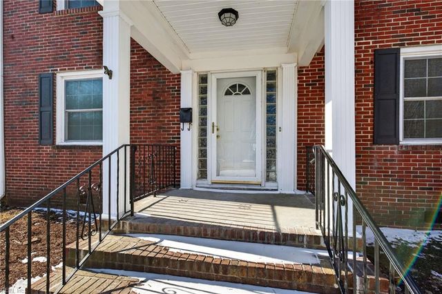 412 West RD, Portsmouth, VA 23707