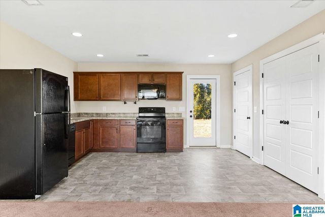 125 SUNLIGHT CIRCLE, Talladega, AL 35160