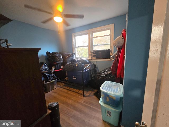 1135 THOMAS ST, Chester, PA 19013