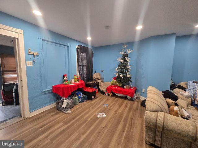 1135 THOMAS ST, Chester, PA 19013