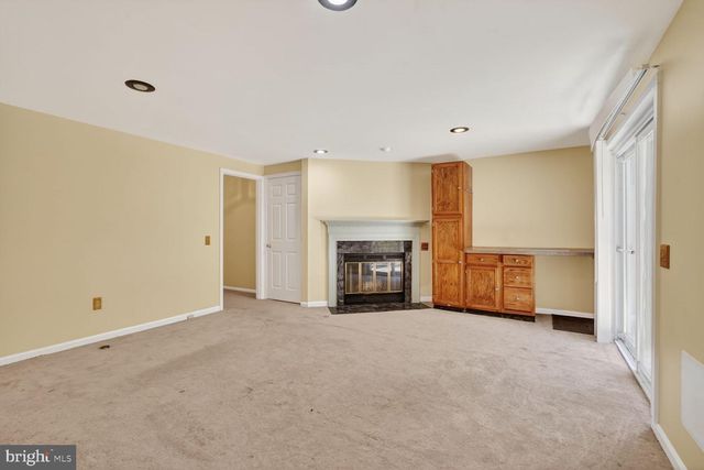 7069 BRADSHAW CT W, Frederick, MD 21703