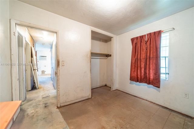 1861 NW 163rd St, Miami Gardens, FL 33054