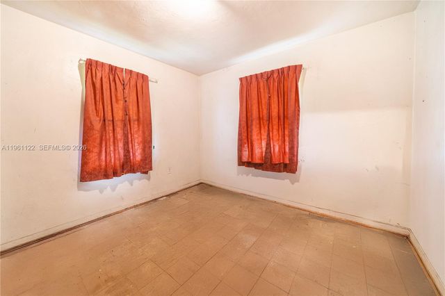 1861 NW 163rd St, Miami Gardens, FL 33054