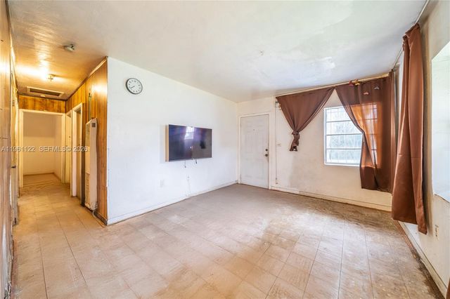 1861 NW 163rd St, Miami Gardens, FL 33054