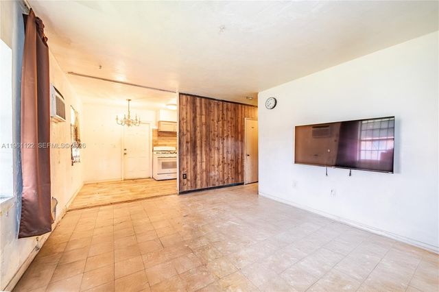 1861 NW 163rd St, Miami Gardens, FL 33054