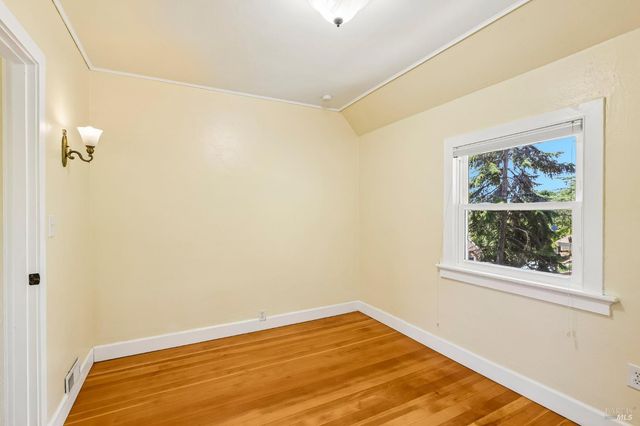 100 B St, Vallejo, CA 94590