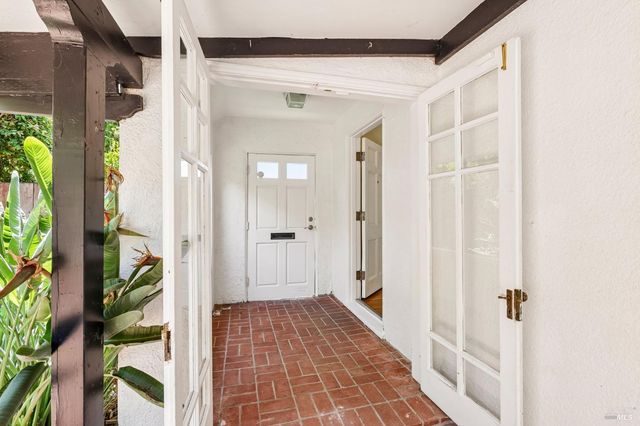 100 B St, Vallejo, CA 94590