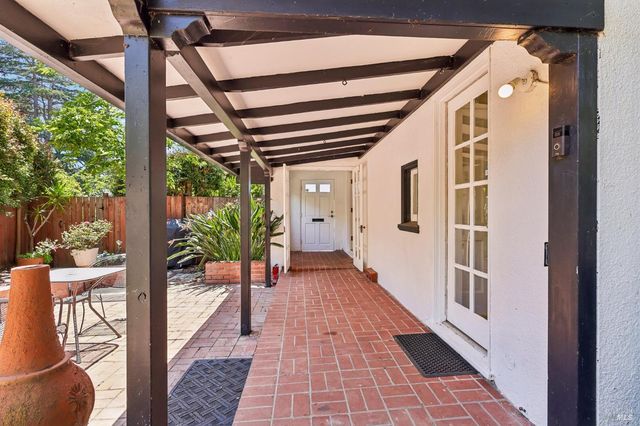 100 B St, Vallejo, CA 94590