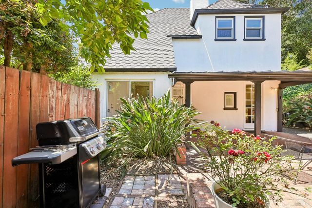 100 B St, Vallejo, CA 94590
