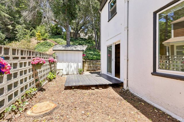100 B St, Vallejo, CA 94590