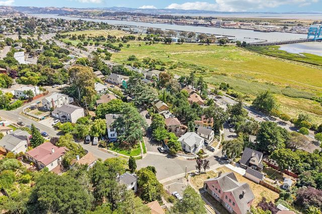 100 B St, Vallejo, CA 94590