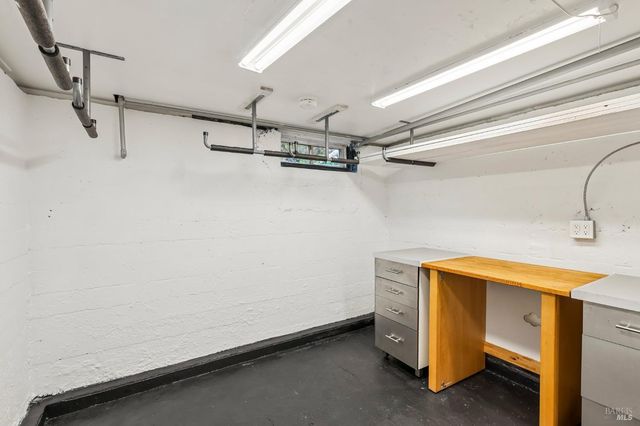 100 B St, Vallejo, CA 94590