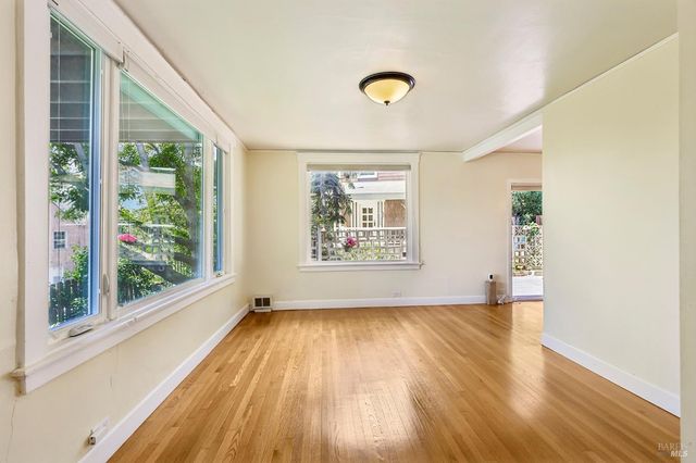 100 B St, Vallejo, CA 94590