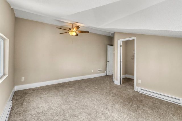 307 10th Street N, Moorhead, MN 56560