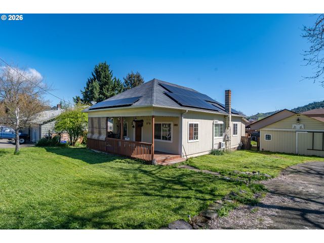 597 Se RAMP St, Roseburg, OR 97470
