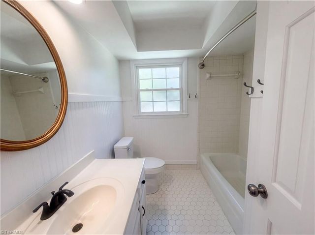 4700 Charlottesville Road, Greensboro, NC 27410