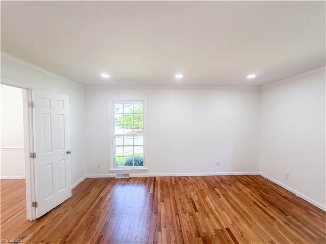 4700 Charlottesville Road, Greensboro, NC 27410