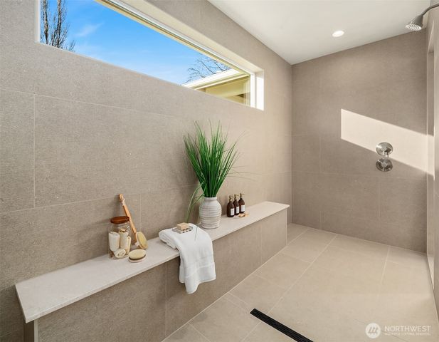 19902 Broadway Avenue, Snohomish, WA 98296