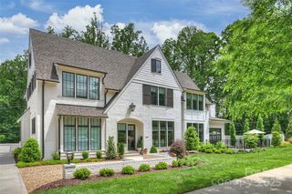 2509 Montrose Court, Charlotte, NC 28207