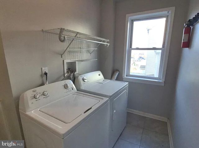 605 CECIL B MOORE AVE, Philadelphia, PA 19122