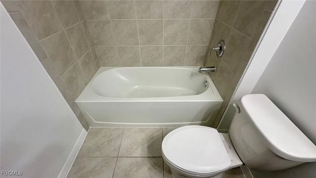 3034 Royal Gardens AVE, Fort Myers, FL 33916