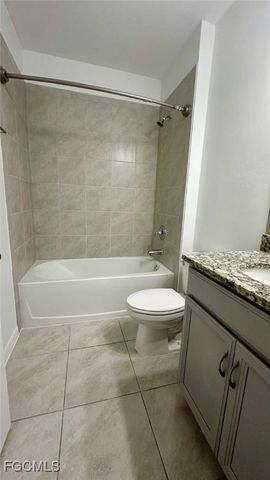 3034 Royal Gardens AVE, Fort Myers, FL 33916