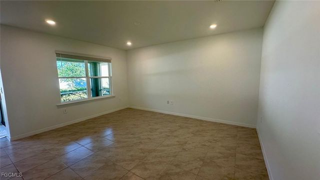 3034 Royal Gardens AVE, Fort Myers, FL 33916