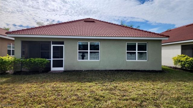 3034 Royal Gardens AVE, Fort Myers, FL 33916