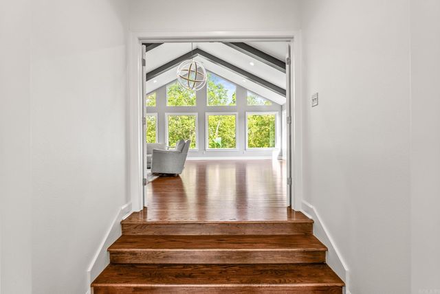8 Ledge Rock Cove, Little Rock, AR 72211