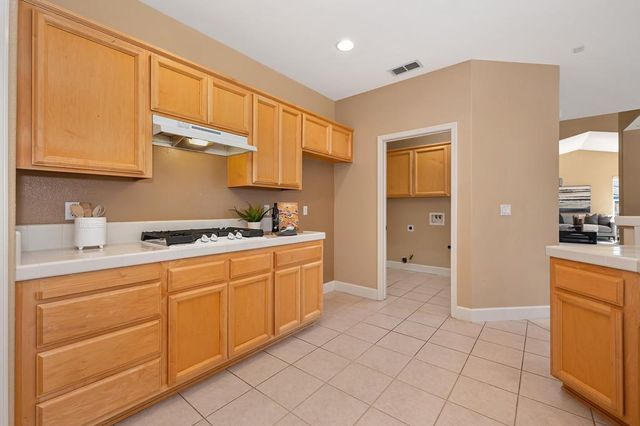 3318 Swan Island St, West Sacramento, CA 95691