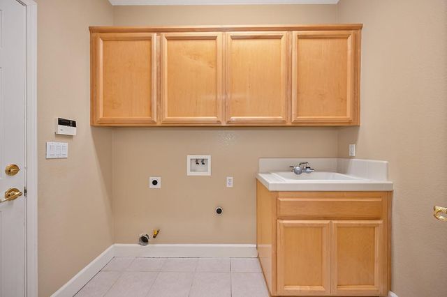 3318 Swan Island St, West Sacramento, CA 95691