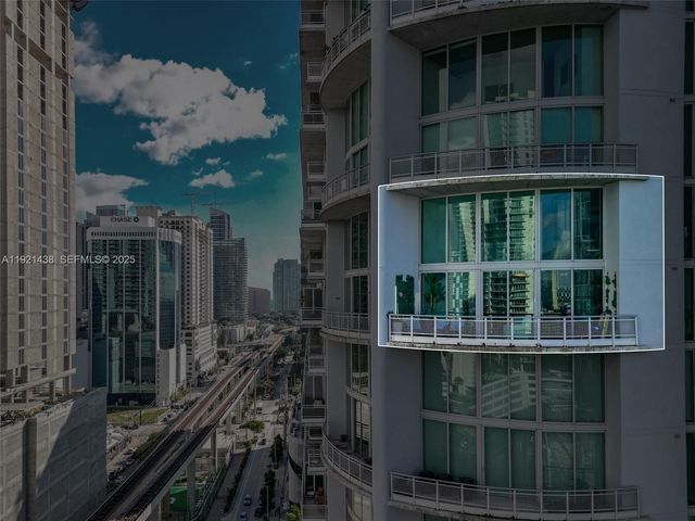 690 SW 1st Ct 2101, Miami, FL 33130