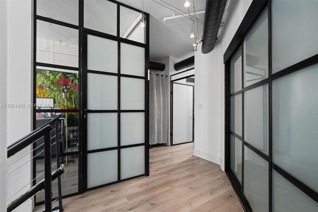 690 SW 1st Ct 2101, Miami, FL 33130