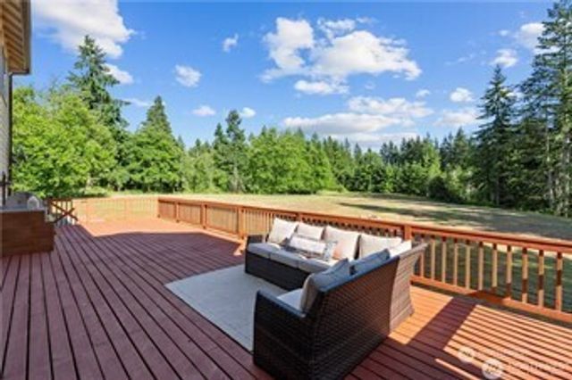 16925 SE 224th St, Kent, WA 98042