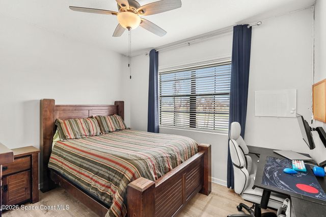 872 Old Country Road SE, Palm Bay, FL 32909