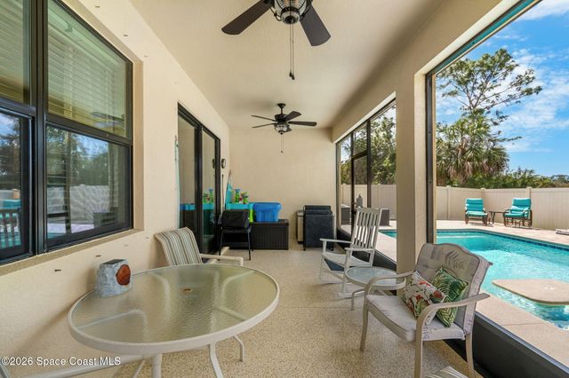 872 Old Country Road SE, Palm Bay, FL 32909