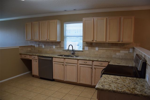 5313 Emmeryville Lane, Fort Worth, TX 76244
