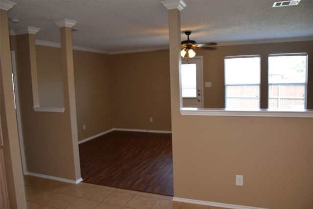 5313 Emmeryville Lane, Fort Worth, TX 76244
