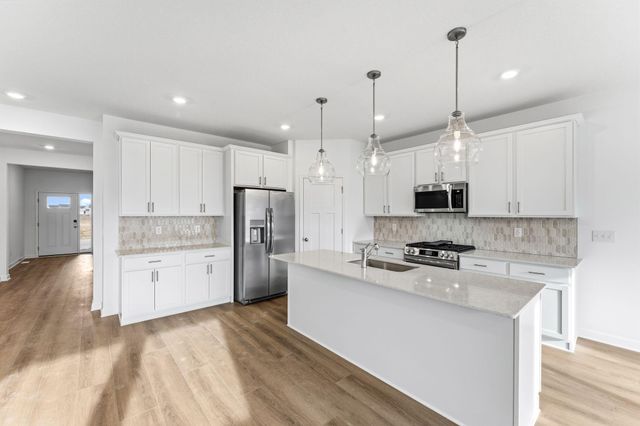 4946 Jandura Bay NE, Saint Michael, MN 55376