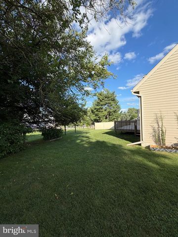 129 BUCHLAND, Ephrata, PA 17522