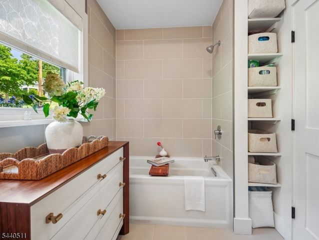 40 N Shore Trl, Sparta Twp., NJ 07871