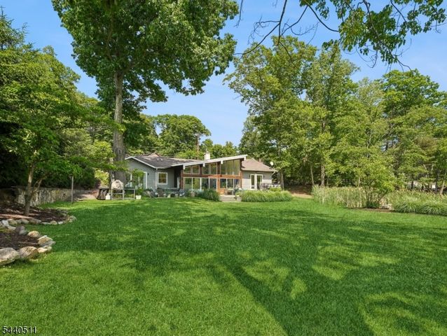 40 N Shore Trl, Sparta Twp., NJ 07871