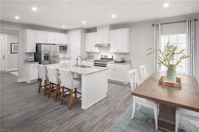 223 Early Station TRL, Carrollton, VA 23314