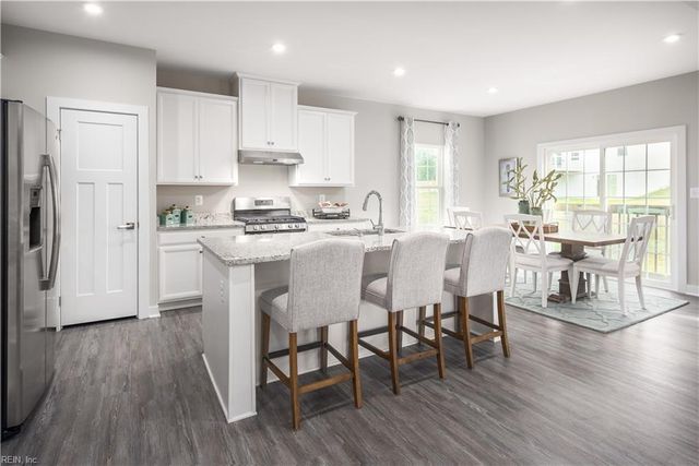 223 Early Station TRL, Carrollton, VA 23314